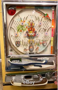Belle Nishijin Vintage Modèle B Pachinko Machine, En État De Fonctionnement Propre