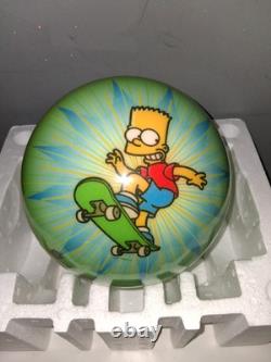 Boule de bowling et sac Bart Simpson, édition limitée. Objet de collection.