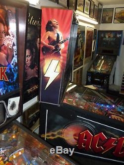 Brillant Jeu, Fantastique Flipper Ac / DC