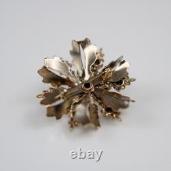 Broche verte et en strass clair portée par Lucille Ball, provenant de Sydney Guilaroff