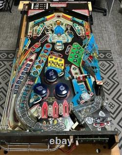 Data East Robocop Pinball Plateau de Jeu Entièrement Peuplement Avec Faisceau Électrique Complet