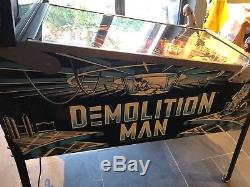 Demolition Man Flipper Machine Arcade Great Condition