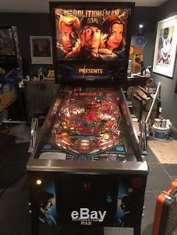 Demolition Man Flipper Machine Arcade Great Condition