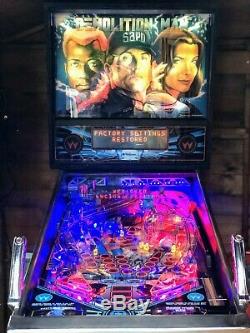 Demolition Man Pinball Machine De Williams