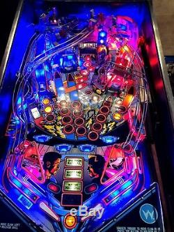 Demolition Man Pinball Machine De Williams