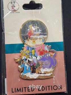 Disney DEC Snow Globe Pin l'Épée dans la Pierre LE 250 Merlin Madam Mim Dragon