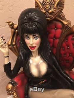 Elvira Mistress Of The Dark Machine À Sous Topper Elvira Machine À Flipper Topper