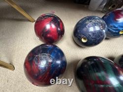 Ensemble de boules de bowling avec sacs de transport et divers articles