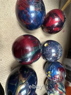 Ensemble de boules de bowling avec sacs de transport et divers articles