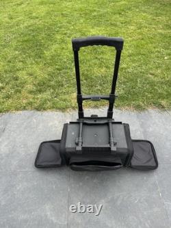 Ensemble de boules de bowling avec sacs de transport et divers articles