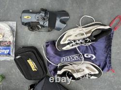 Ensemble de boules de bowling avec sacs de transport et divers articles