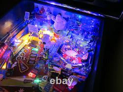 Famille Guy Arcade Pinball Machine Stern 2007 (custom Led & Excellent État)