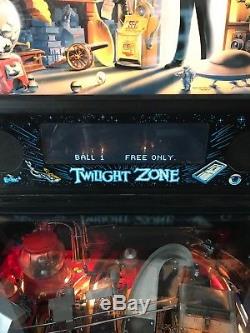 Flipper D'arcade Bally Twilight Zone, Excellent État
