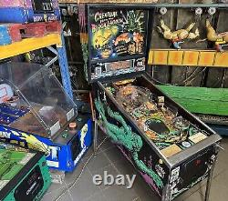 Flipper Pinball Bally 1992 CREATURE FROM THE BLACK LAGOON 100% fonctionnel. Non restauré.