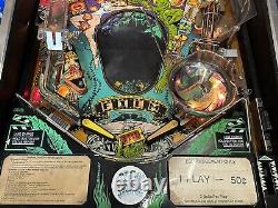 Flipper Pinball Bally 1992 CREATURE FROM THE BLACK LAGOON 100% fonctionnel. Non restauré.