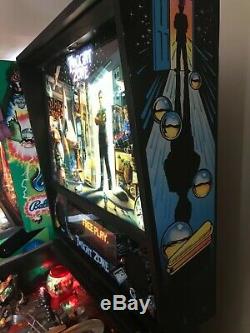 Flipper Twilight Zone De Bally 1993 Excellent Condition & Extra Mods