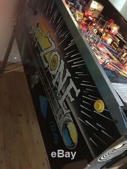 Flipper Twilight Zone De Bally 1993 Excellent Condition & Extra Mods