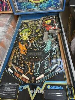 Gottlieb Spirit Pinball Machine 80a Rare Expédition Dans Le Monde Entier