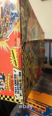 Jeu de flipper Crash Dummies Vintage 1991 Tyco avec boîte, pattes arrière manquantes