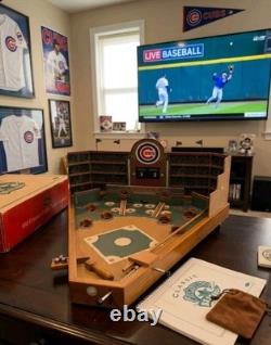 Jeu de flipper en bois vintage des Chicago Cubs classique, grande taille, ancien siècle.