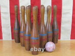 Jeu de quilles/broches de bowling en bois antique des années 1900 avec balle, 8.5 épingles