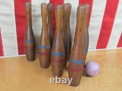 Jeu de quilles/broches de bowling en bois antique des années 1900 avec balle, 8.5 épingles