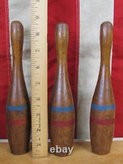 Jeu de quilles/broches de bowling en bois antique des années 1900 avec balle, 8.5 épingles