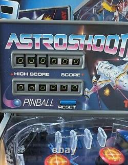 Jeu de table électronique rare VTG TOMY Astro Shooter Pinball fonctionnant avec des câbles