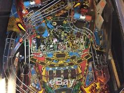 Juge Dredd Pinball Machine. Bonne Condition. 1993 Bally