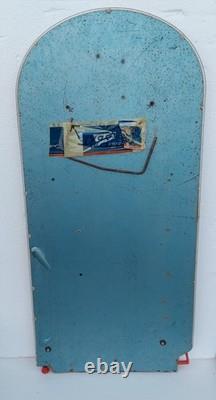 Le jeu de flipper des Jetson en état de marche, avec de beaux graphismes colorés, pas en parfait état.