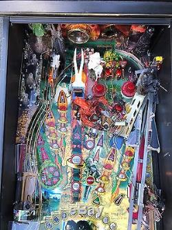 Lord Of The Rings Pinball Machine