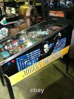 Machine De Flipper De Johnny Mnemonic