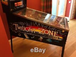 Machine De Flipper Twilight Zone Par Bally