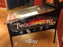 Machine De Flipper Twilight Zone Par Bally