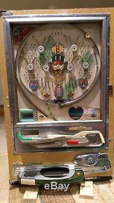 Machine De Pinball Vintage Nishijin Pachinko Japonaise. Entièrement Fonctionnel