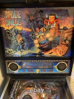 Machine à flipper Judge Dredd de 1993
