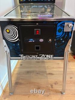 Machine à sous Twilight Zone de qualité collectionneur, entièrement restaurée