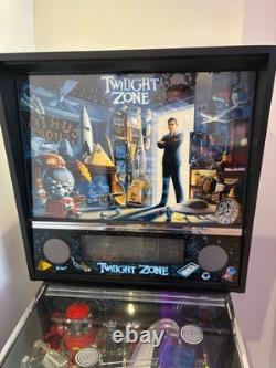 Machine à sous Twilight Zone de qualité collectionneur, entièrement restaurée