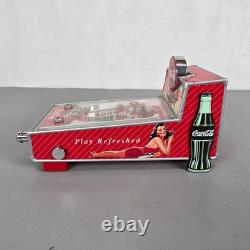 Machine à sous musicale Coca-Cola Rouge et Argent 1998 Objet de collection vintage