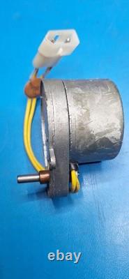 Moteur de flipper Bowman Model E 24V 60Hz 3W 22,5 RPM CW