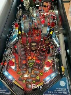 Pin Ball Machine Terminator 3 Montée Des Machines À Jetons Immaculé
