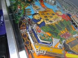 Pinball Machine. Île Gilligans. Bally