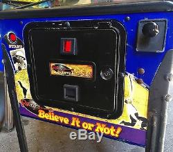 Pinball Stern Ripley Le Croyent Ou Pas! Used ​​flipper 2004 Working Condit
