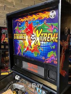 Pinball Stern Striker Xtreme 2000 Bon État De Fonctionnement Flipper