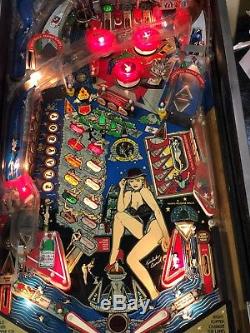 Playboy 35th Anniversaire Pinball Machine