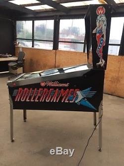 Rare Williams Rollergames 1990 Flipper Machine