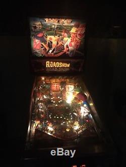 Roadshow Red & Ted Pinball Par Williams