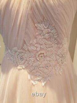 Robe de bal rose neuve avec étiquette, taille 10, jupe en tulle et finitions en diamants