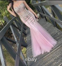 Robe de bal taille 6 rose