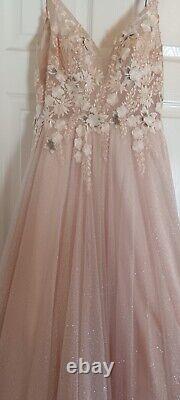 Robe de bal taille 8 rose